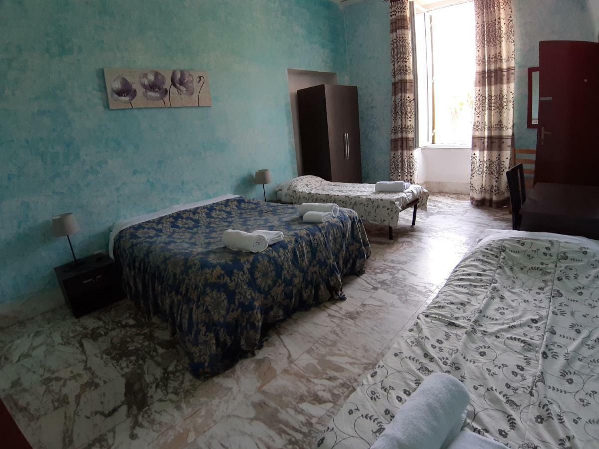 Lucky Stars Rooms โรม ภายนอก รูปภาพ